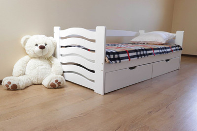Односпальная деревянная кровать Микки Маус, 80х190